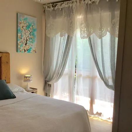 Adua Apartament *